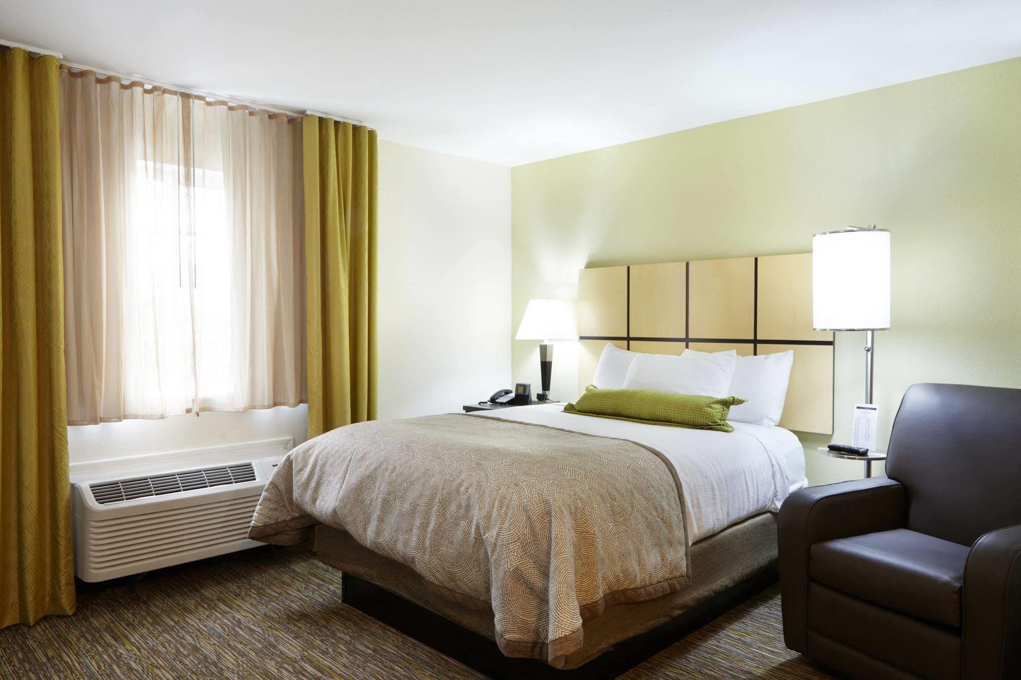 Candlewood Suites Kenedy By Ihg Exterior foto